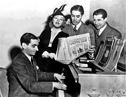 "화이트크리스마스" "이스터퍼레이드" 등 수많은 히트곡을 작곡한 얼빙 벌린 (Irving Berlin, 1888-1989)은 틴 팬 앨리 최고의 작곡강자 송플러거였다 (사진출처: 위키피디아)